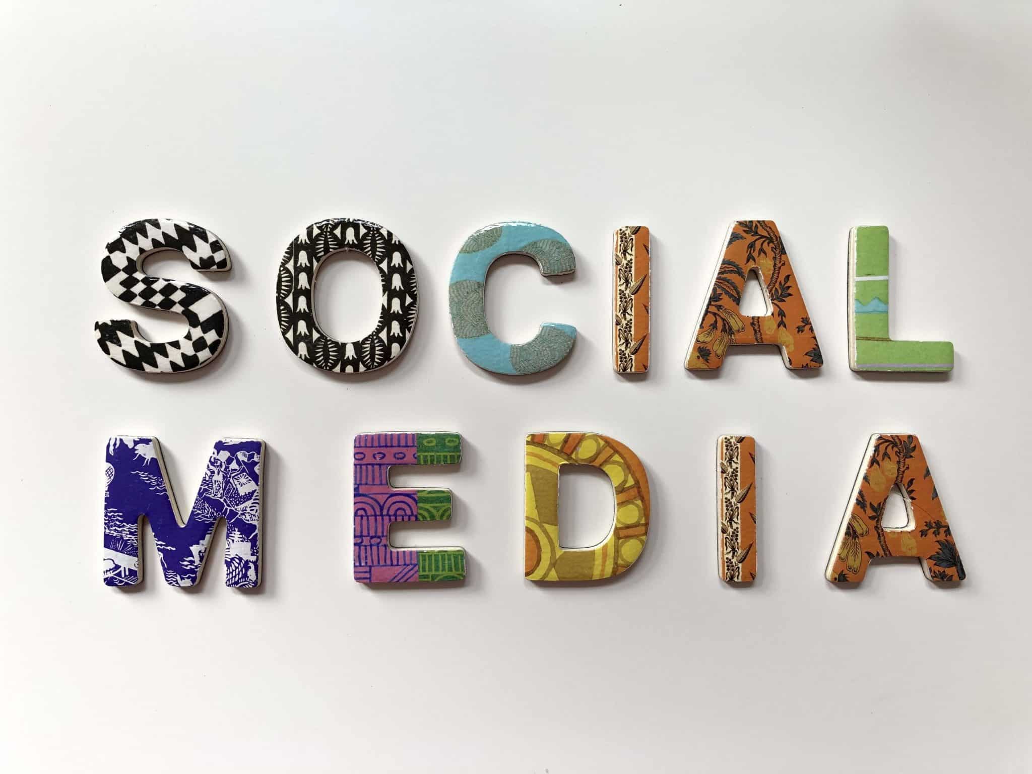 How to Choose a Social Media Management System: Agorapulse vs. Hootsuite vs. Buffer vs. Zoho (2023)